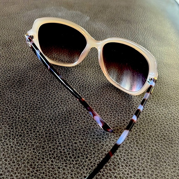 NWOT - OSCAR De La Renta Women Sunglasses Print Frames Bro Lenses - Picture 3 of 4